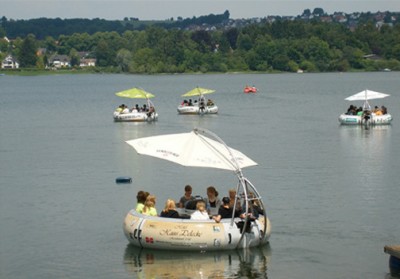 Mit dem bbq-donut auf dem Möhnesee